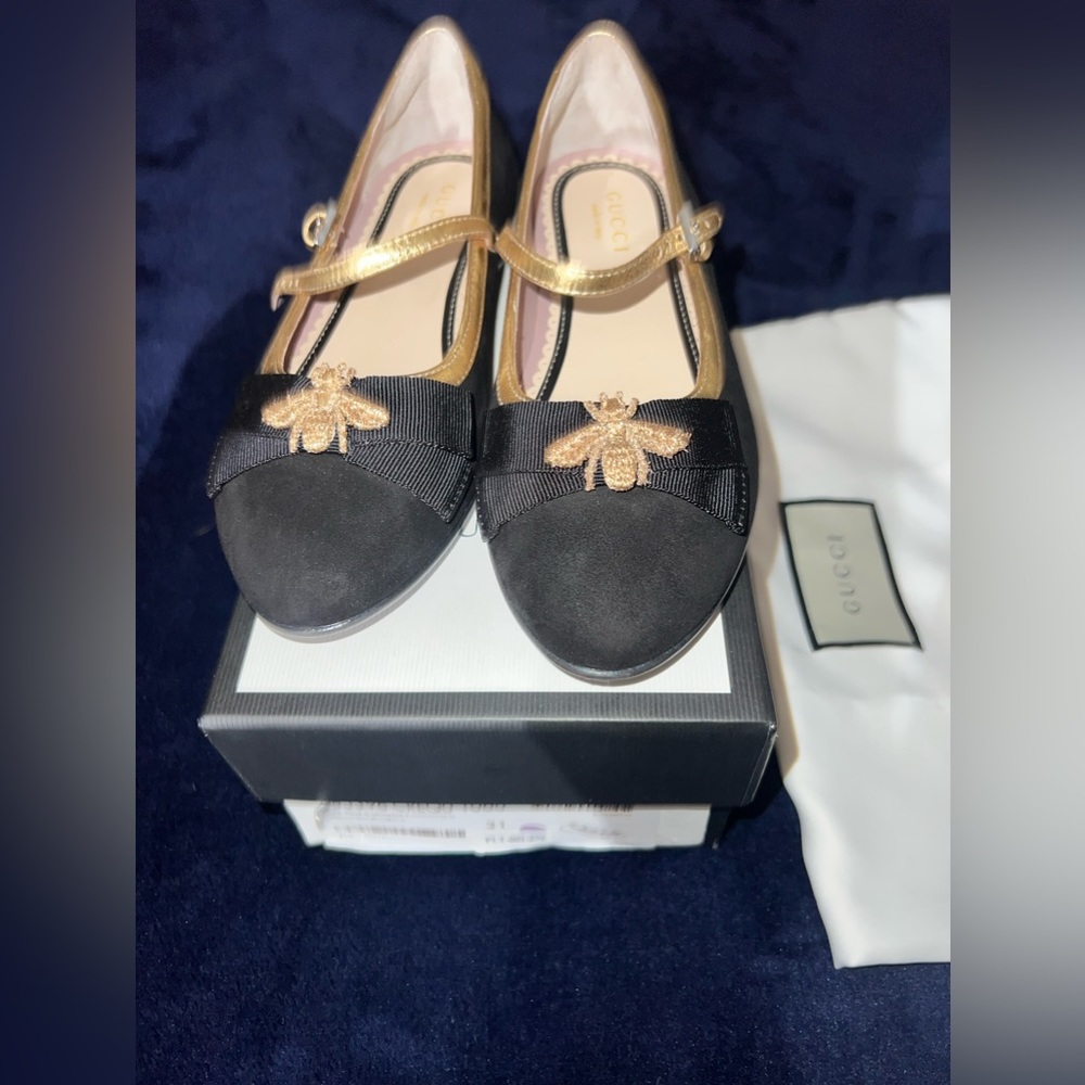 Pre owned Gucci Girl Toddler Black Suede Ballet Flats w/Bee and Bow size 31/US13